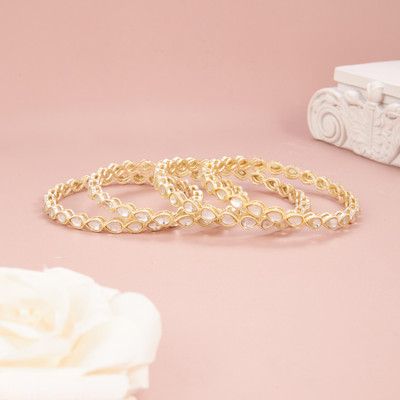 GC PREMIUM JEWELLERY Brass Gold-plated Bangle Set(Pack of 4)