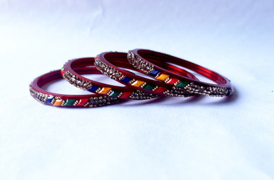 Karaavi Glass Crystal Enamel Bangle Set(Pack of 4)
