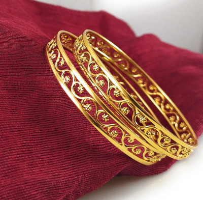 CM FASHIONS Copper Gold-plated Bangle Set(Pack of 2)