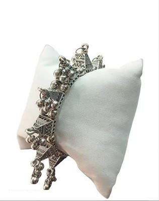 KANISHA ENTERPRISES Alloy Silver Cuff