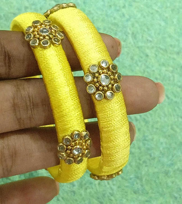 Bharathi Plastic Bangle Set