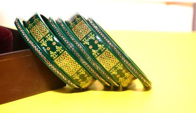 Anshi Creations Lac Bangle Set(Pack of 6)