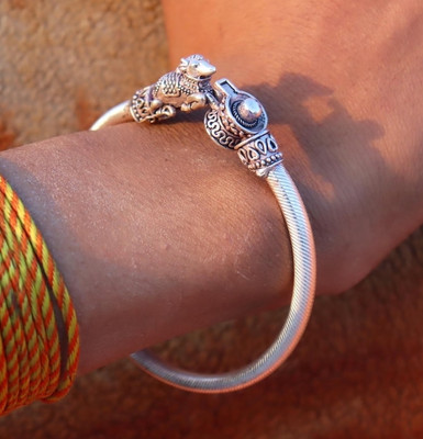 Neerajyoti Stainless Steel Brass Kada