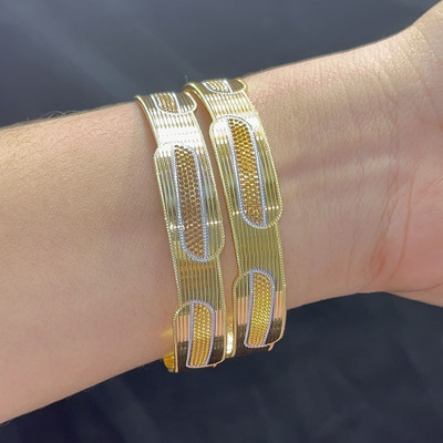 CYGNI Brass Gold-plated Bangle(Pack of 2)