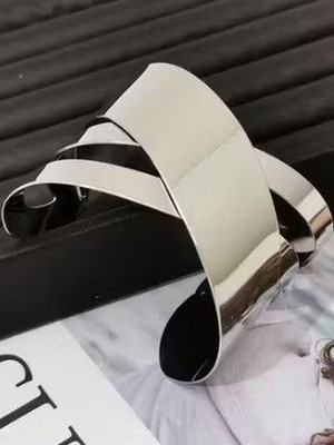 Samridhi DC Alloy Cuff