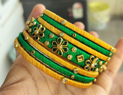 sreearts Plastic Bangle Set