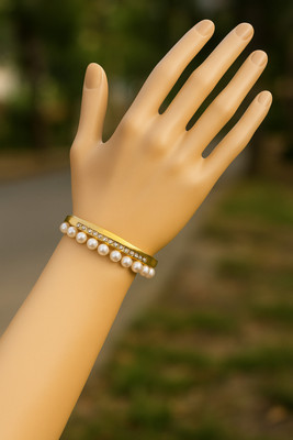 vertika Metal Pearl Gold-plated Bracelet