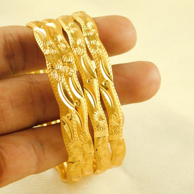 Prettything Alloy Gold-plated Bangle Set(Pack of 4)
