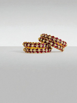 Radhe Rani Metal Gold-plated Bangle Set(Pack of 4)