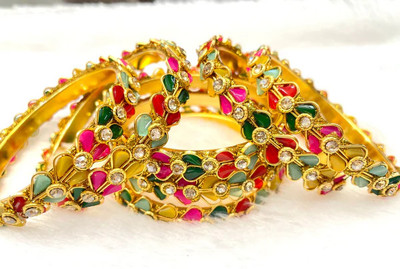 Kiyash Crystal Bangle Set(Pack of 4)