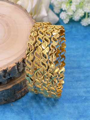 kewai Brass Gold-plated Bangle Set(Pack of 4)