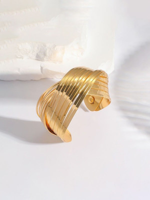 Jewels mart Alloy Gold-plated Cuff
