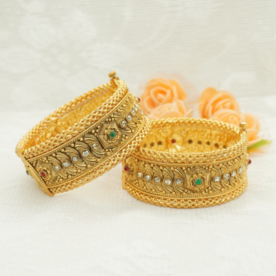 Vamika Jewels Alloy Gold-plated Bangle(Pack of 2)