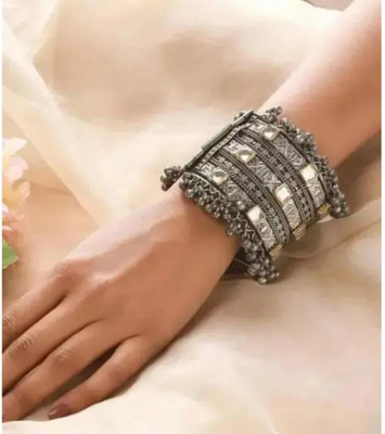 Samridhi DC Alloy Bracelet