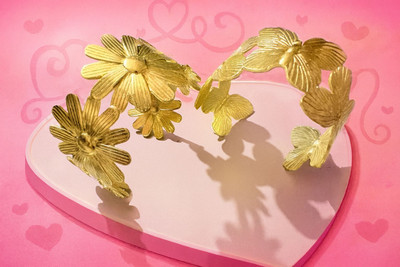 DEV VARNIKA Brass, Alloy Gold-plated Cuff(Pack of 2)