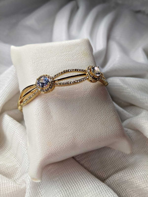 Hazee Fashions Alloy Bracelet