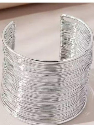 Samridhi DC Alloy Cuff