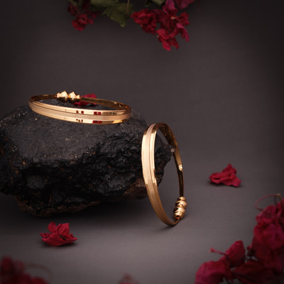 Alasca Brass Diamond Gold-plated Bangle(Pack of 2)