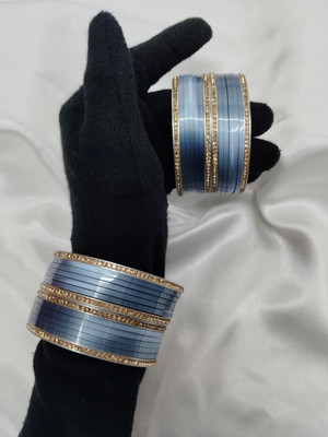 HouseOfCommon Plastic Bangle Set