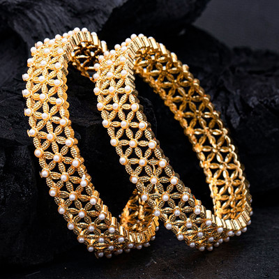 Sukkhi Alloy Gold-plated Bangle Set(Pack of 2)