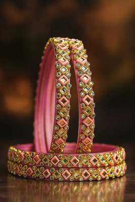 BHOLE TRADERS Plastic Bangle Set(Pack of 4)