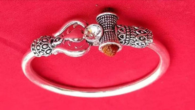 Veediic Hind Stainless Steel Silver Coated Kada