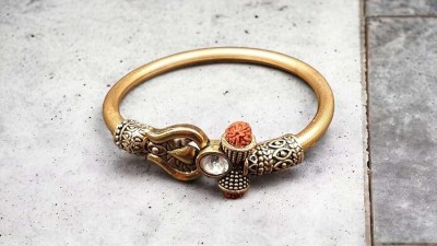 Dharmsaar Metal Crystal Bracelet