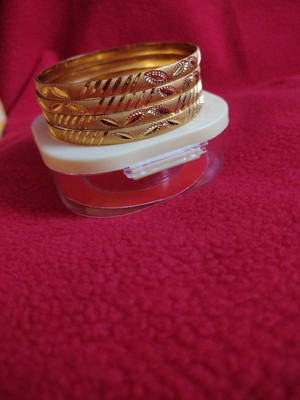 jeni Copper Gold-plated Bangle Set(Pack of 4)
