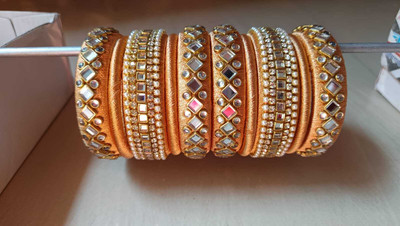 Divyam clothes Plastic Bangle Set(Pack of 10)