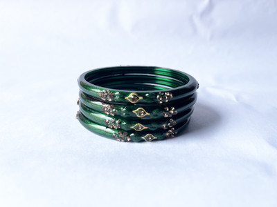 Karaavi Glass Crystal Enamel Bangle Set(Pack of 4)