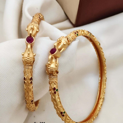 Jewels Kafe Brass Gold-plated Bangle Set(Pack of 2)