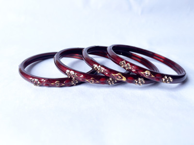 Karaavi Glass Crystal Enamel Bangle Set(Pack of 4)