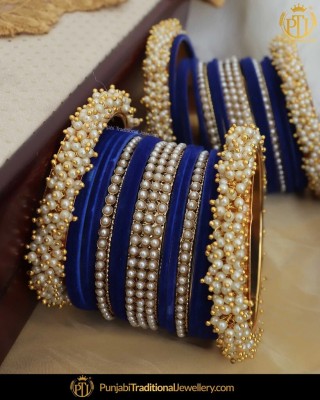 prakhar Metal Bangle Set