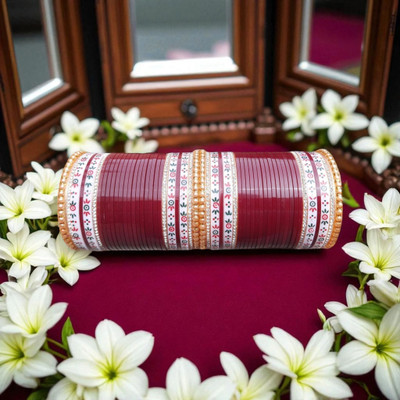 ZYNGL Plastic Crystal Bangle Set