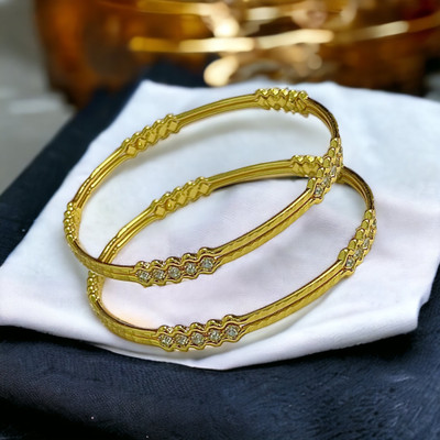 AARISAI Metal Gold-plated Bangle Set(Pack of 2)