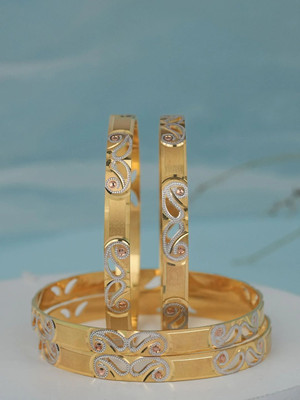 CYGNI Brass Gold-plated Bangle(Pack of 4)