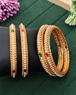 Oye Kudiye Alloy Gold-plated Bangle Set
