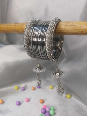 Heart to Art Creations Metal Bangle Set(Pack of 10)