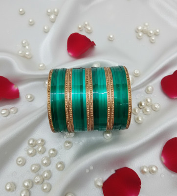 HouseOfCommon Plastic Bangle Set
