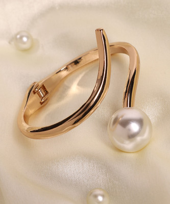 SOHI Alloy Pearl Gold-plated Bracelet