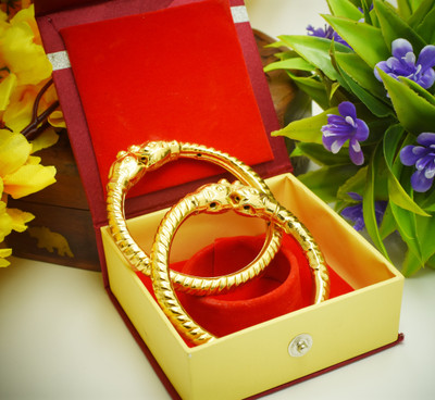 SATTIK Brass Gold-plated Bangle Set(Pack of 2)