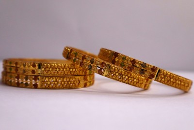 Manithali Gold Covering Copper Gold-plated Bangle Set(Pack of 4)