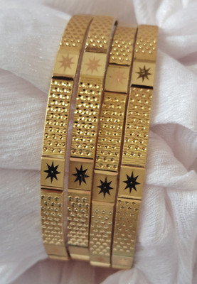 AMTRADERS Alloy Gold-plated Bangle Set(Pack of 4)