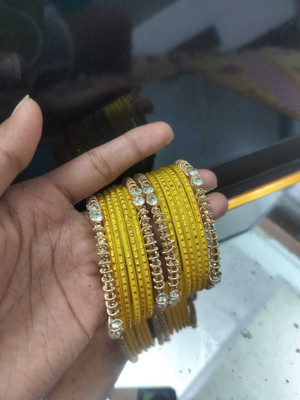 wear your shine with sk Glass Bangle Set(Pack of 10)