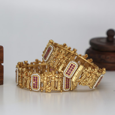 Imitagems Brass, Alloy Cubic Zirconia, Emerald, Ruby Brass, Gold-plated Bangle Set(Pack of 2)