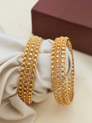 Kriva Trading Alloy Gold-plated Bangle(Pack of 2)