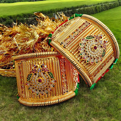 RAJASTHANI GAHANA Brass Cubic Zirconia Gold-plated Armlet(Pack of 2)