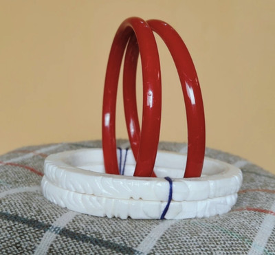 binodini Stone Emerald Brass Bangle Set(Pack of 4)