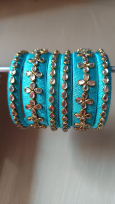 Divyam clothes Plastic Bangle Set(Pack of 6)