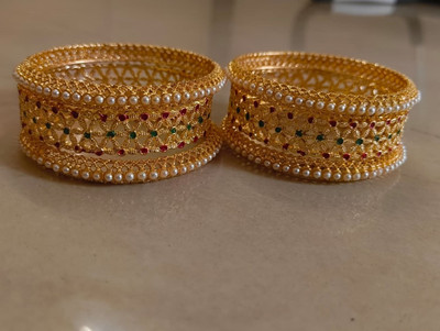 Amaaya Metal Crystal, Coral Gold-plated Bangle Set